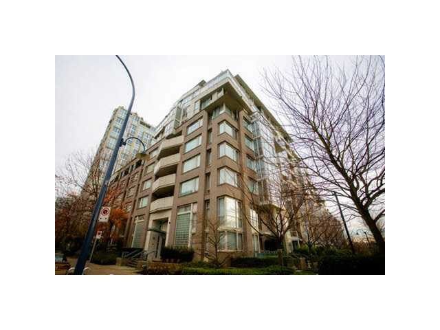 Photo 8: Photos: 902 1288 MARINASIDE Crescent in Vancouver: Yaletown Condo for sale in "CRESTMARK" (Vancouver West)  : MLS®# V1138811