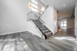 Photo 3: 9228 89 Street in Edmonton: Zone 18 House for sale : MLS®# E4315270