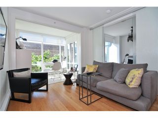 Photo 2: # 606 565 SMITHE ST in Vancouver: Downtown VW Condo for sale (Vancouver West)  : MLS®# V1086466
