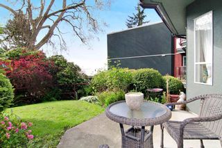 Photo 11: 201 121 W 29TH Street in North Vancouver: Upper Lonsdale Condo for sale in "Somerset Green" : MLS®# R2066610