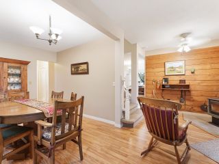 Photo 9: 23041 80 Avenue in Langley: Fort Langley House for sale in "Forest Knolls" : MLS®# R2747114