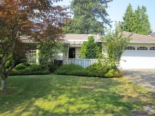 Photo 3: 1687 140A Street in Surrey: Sunnyside Park Surrey House for sale in "Ocean Bluff" (South Surrey White Rock)  : MLS®# R2493206