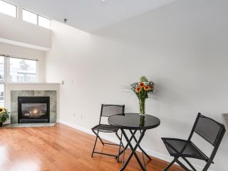 Photo 12: 406 2025 STEPHENS Street in Vancouver: Kitsilano Condo for sale in "Stephens Court" (Vancouver West)  : MLS®# R2178000