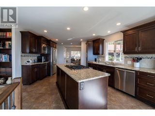 Photo 14: 324 Sunshine Place Foothills: Okanagan Shuswap Real Estate Listing: MLS®# 10307078