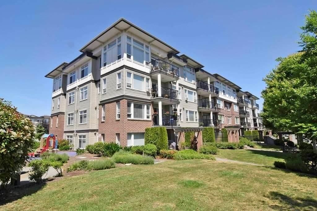 Main Photo: 206 9422 VICTOR Street in Chilliwack: Chilliwack N Yale-Well Condo for sale : MLS®# R2605613