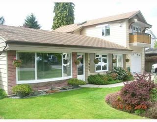 Photo 1: 1367 COTTONWOOD in North_Vancouver: Norgate House for sale in "NORGATE" (North Vancouver)  : MLS®# V766908