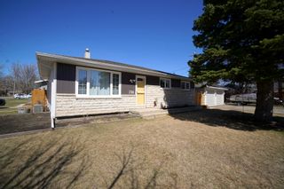 Photo 1: 738 4th Street NW in Portage la Prairie: House for sale : MLS®# 202407954