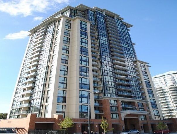 Main Photo: 1905 10777 UNIVERSITY Drive in Surrey: Whalley Condo for sale in "Citypoint" (North Surrey)  : MLS®# R2230623