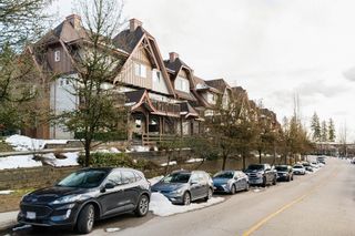 Photo 2: 71 2000 PANORAMA Drive in Port Moody: Heritage Woods PM Townhouse for sale in "Mountain's Edge" : MLS®# R2760665