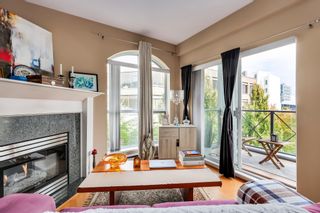 Photo 7: PH12 511 W 7TH Avenue in Vancouver: Fairview VW Condo for sale in "Beverley Gardens" (Vancouver West)  : MLS®# R2820668