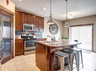 Photo 5: 16 Elgin Meadows Manor SE in Calgary: McKenzie Towne Detached for sale : MLS®# A2107233
