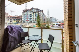 Photo 18: 318 2665 MOUNTAIN Highway in North Vancouver: Lynn Valley Condo for sale in "CANYON SPRINGS" : MLS®# R2381285