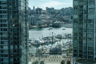 Photo 5: 1705 1009 EXPO Boulevard in Vancouver: Yaletown Condo for sale in "Landmark 33" (Vancouver West)  : MLS®# R2871703