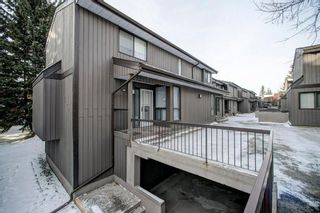 Photo 3: 1015 3240 66 Avenue SW in Calgary: Lakeview Row/Townhouse for sale : MLS®# C4274958