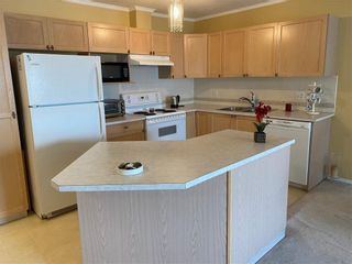 Photo 8: #212 2850 51 ST SW in Calgary: Glenbrook Condo for sale : MLS®# C4280669