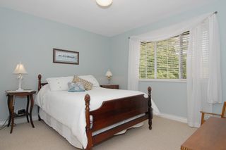 Photo 8: 14170 31A Avenue in Surrey: Elgin Chantrell House for sale in "Elgin" (South Surrey White Rock)  : MLS®# F1225772