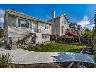 Photo 2: 1635 E 57TH Avenue in Vancouver: Fraserview VE House for sale (Vancouver East)  : MLS®# R2452988