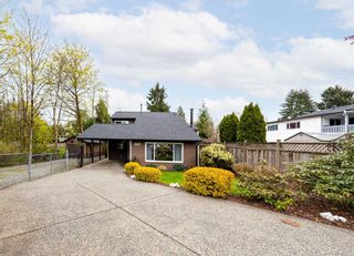 Photo 2: 2955 BERKELEY Place in Coquitlam: Meadow Brook House for sale in "MEADOWBROOK" : MLS®# R2698321