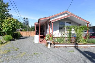 Photo 1: 5 1630 Croation Rd in Campbell River: CR Campbell River West Manufactured Home for sale : MLS®# 908074