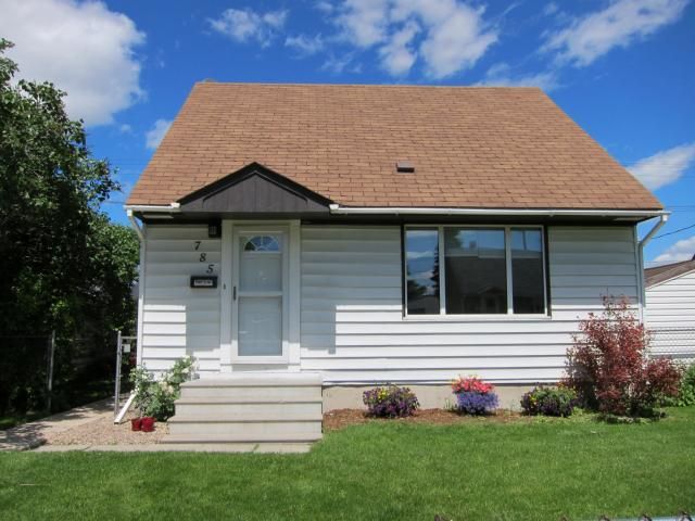 Main Photo: 785 Harbison Avenue East in WINNIPEG: East Kildonan Residential for sale (North East Winnipeg)  : MLS®# 1212027