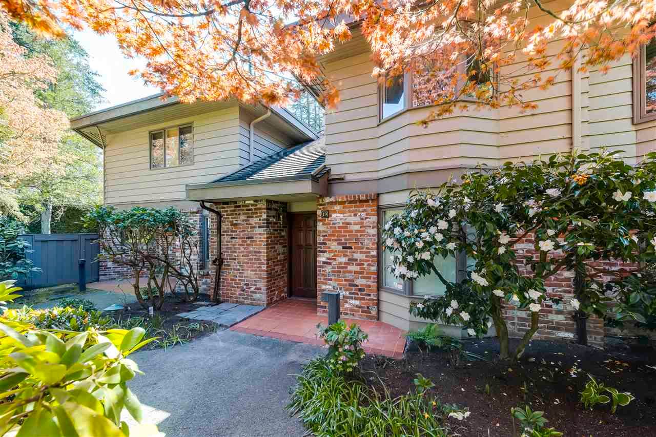 Main Photo: 19 4900 CARTIER Street in Vancouver: Shaughnessy Townhouse for sale in "Shaughnessy Place II" (Vancouver West)  : MLS®# R2570164