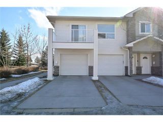 Photo 1: 6639 Pinecliff Grove NE in Calgary: Pineridge House for sale : MLS®# C4107612