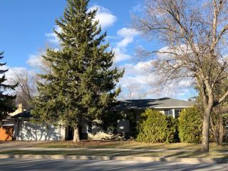 Photo 1: 315 Dalhousie Drive in Winnipeg: Fort Richmond Residential for sale (1K)  : MLS®# 202110721