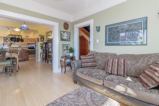 Photo 12: 474 Foster St in Esquimalt: Es Esquimalt House for sale : MLS®# 883732