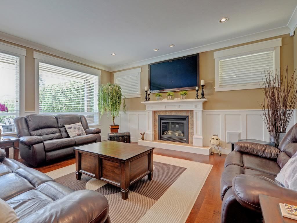 Photo 2: Photos: 5010 FENTON Drive in Delta: Hawthorne House for sale in "FENTON DRIVE" (Ladner)  : MLS®# R2274058