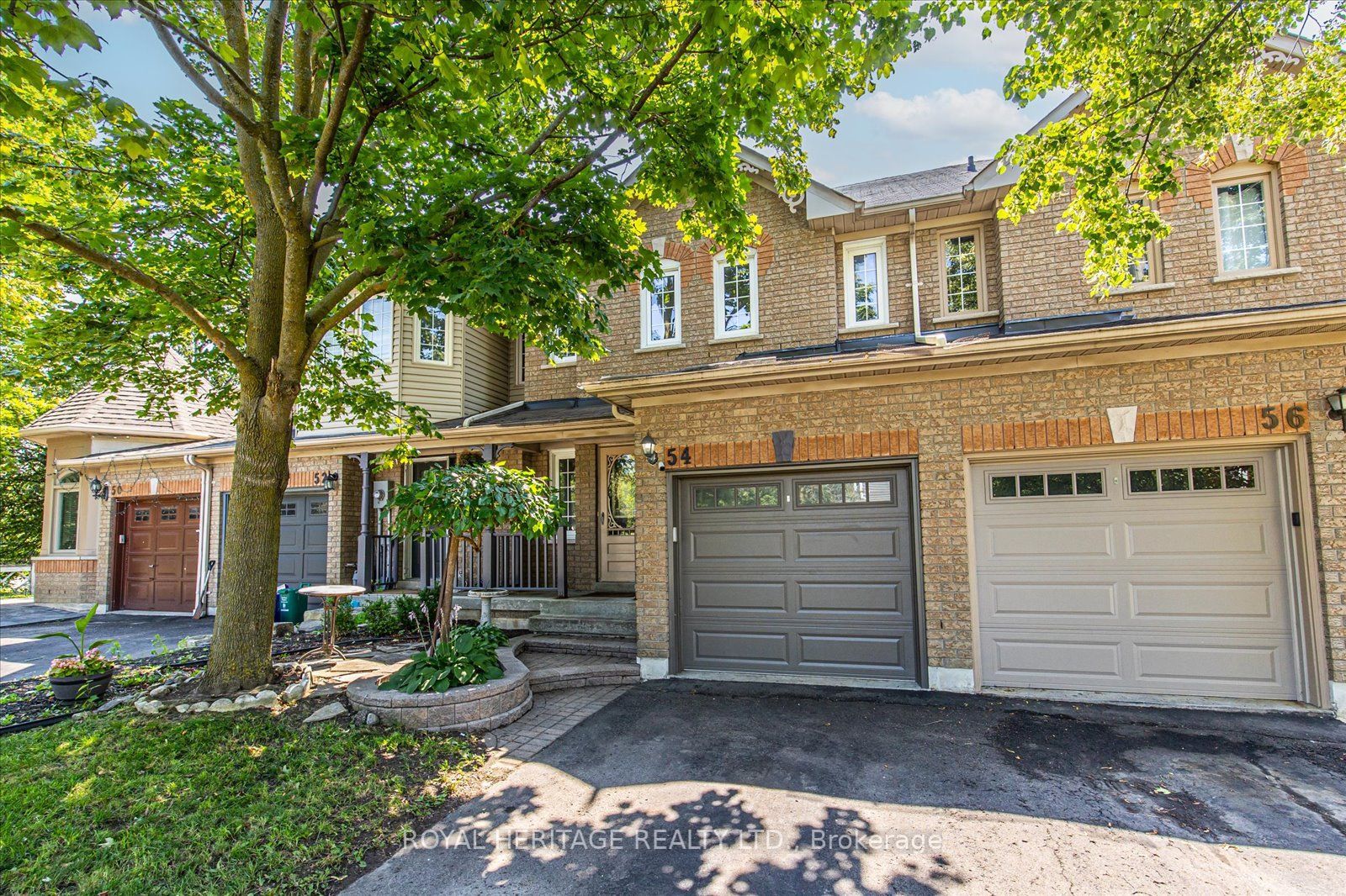 Main Photo: 54 Zachary Place in Whitby: Brooklin House (2-Storey) for sale : MLS®# E6810120