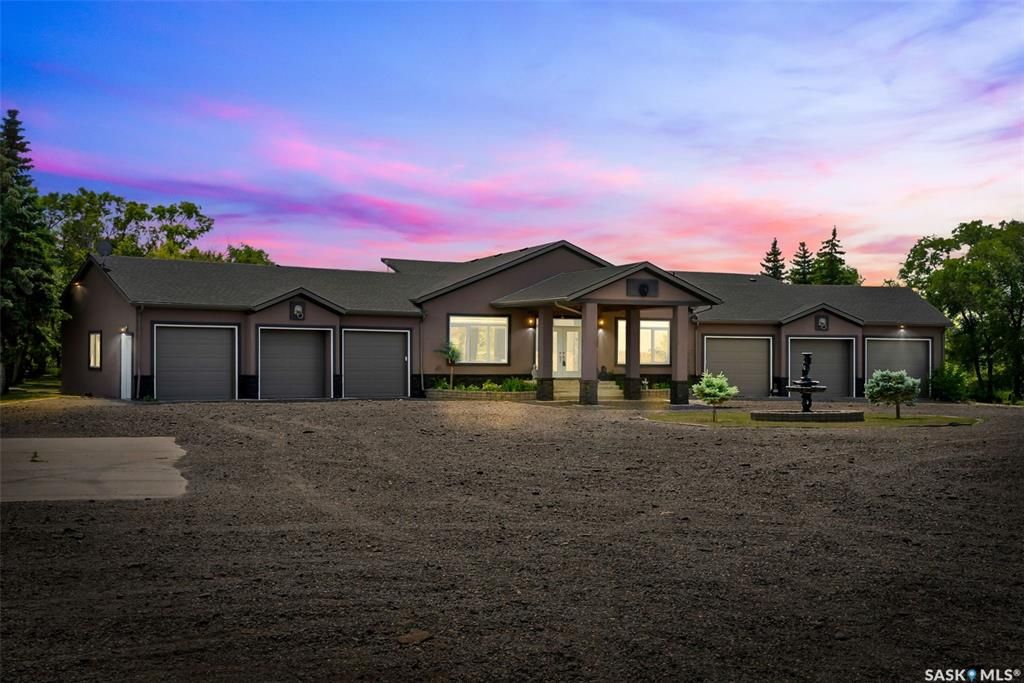 Main Photo: Dhesi Acreage in Lumsden: Residential for sale (Lumsden Rm No. 189)  : MLS®# SK934965