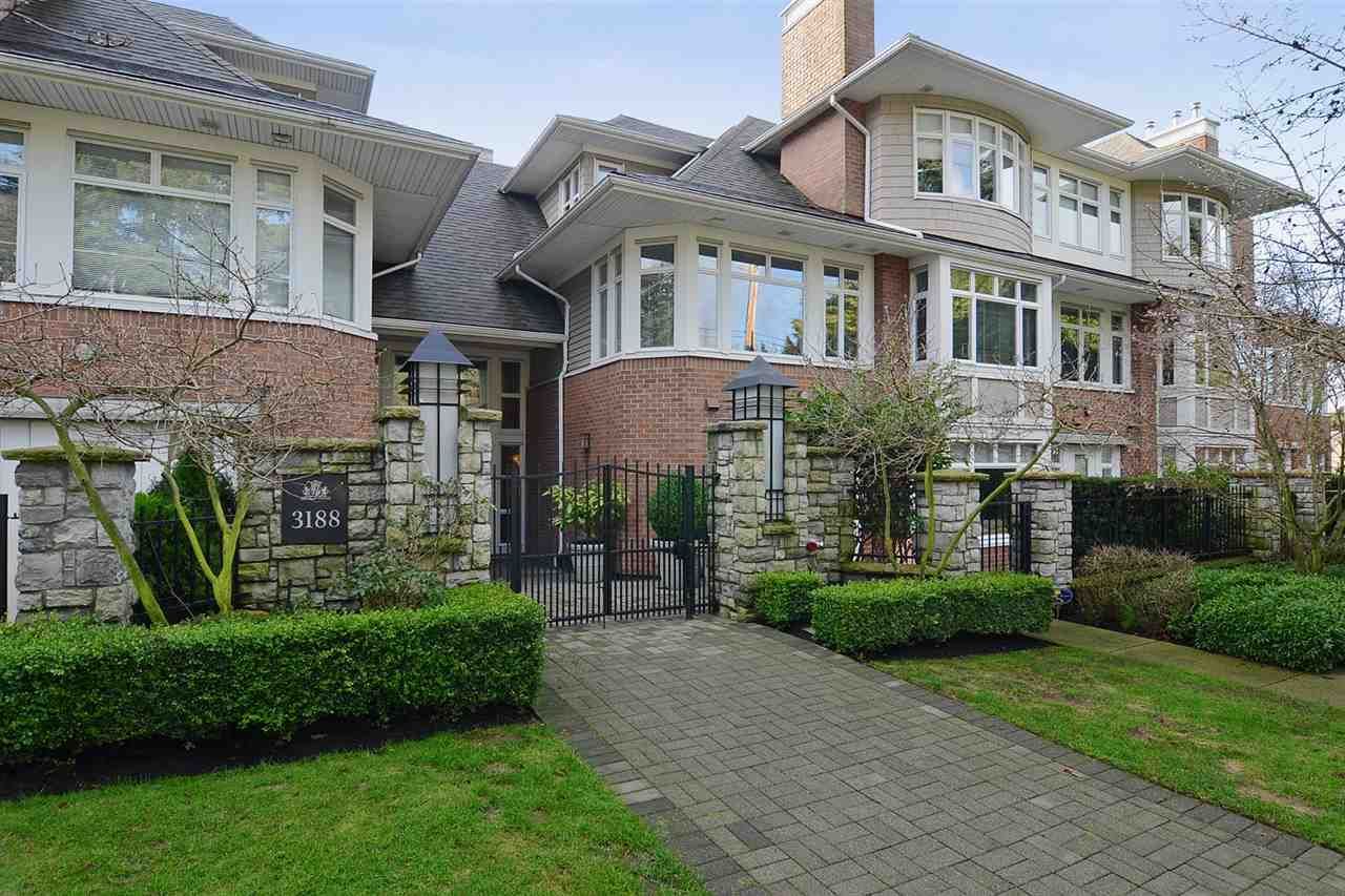 Main Photo: 310 3188 W 41ST Avenue in Vancouver: Kerrisdale Condo for sale in "LANESBOROUGH" (Vancouver West)  : MLS®# R2067224