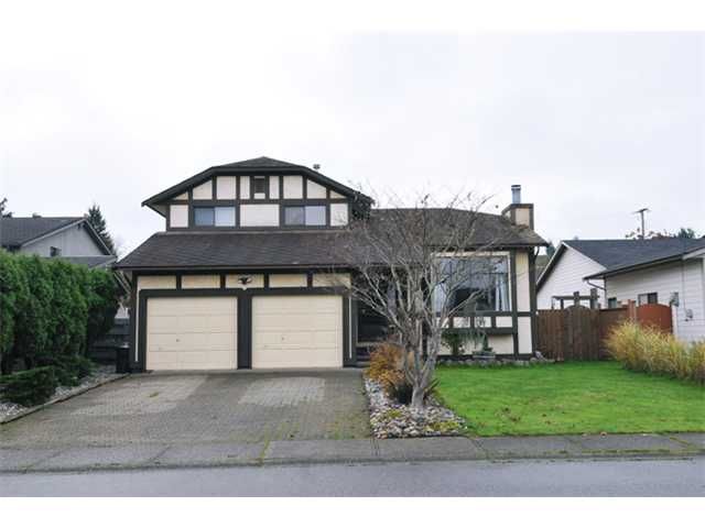 Main Photo: 22106 ISAAC Crescent in Maple Ridge: West Central House for sale in "DAVISON SUBDIVISION" : MLS®# V1036112