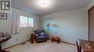 Photo 21: 58 NORTHPARK DRIVE in Ottawa: House for sale : MLS®# 1381972