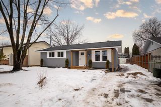 Photo 1: 34 Atkinson Road in Winnipeg: Charleswood Residential for sale (1H)  : MLS®# 202401925