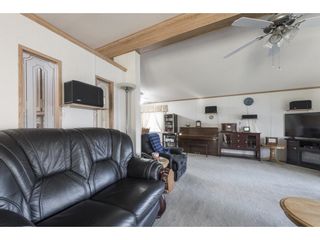 Photo 7: 112 6338 VEDDER Road in Chilliwack: Sardis East Vedder Rd Manufactured Home for sale in "MAPLE MEADOWS MOBILE HOME PARK" (Sardis)  : MLS®# R2634157
