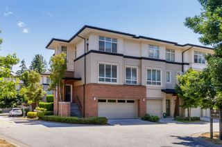 Photo 1: 101 1125 KENSAL Place in Coquitlam: New Horizons Townhouse for sale in "KENSAL WALK AT WINDSOR GATE" : MLS®# R2384199