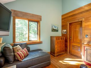 Photo 18: 8239 MOUNTAIN VIEW Drive in Whistler: Alpine Meadows House for sale : MLS®# R2823019