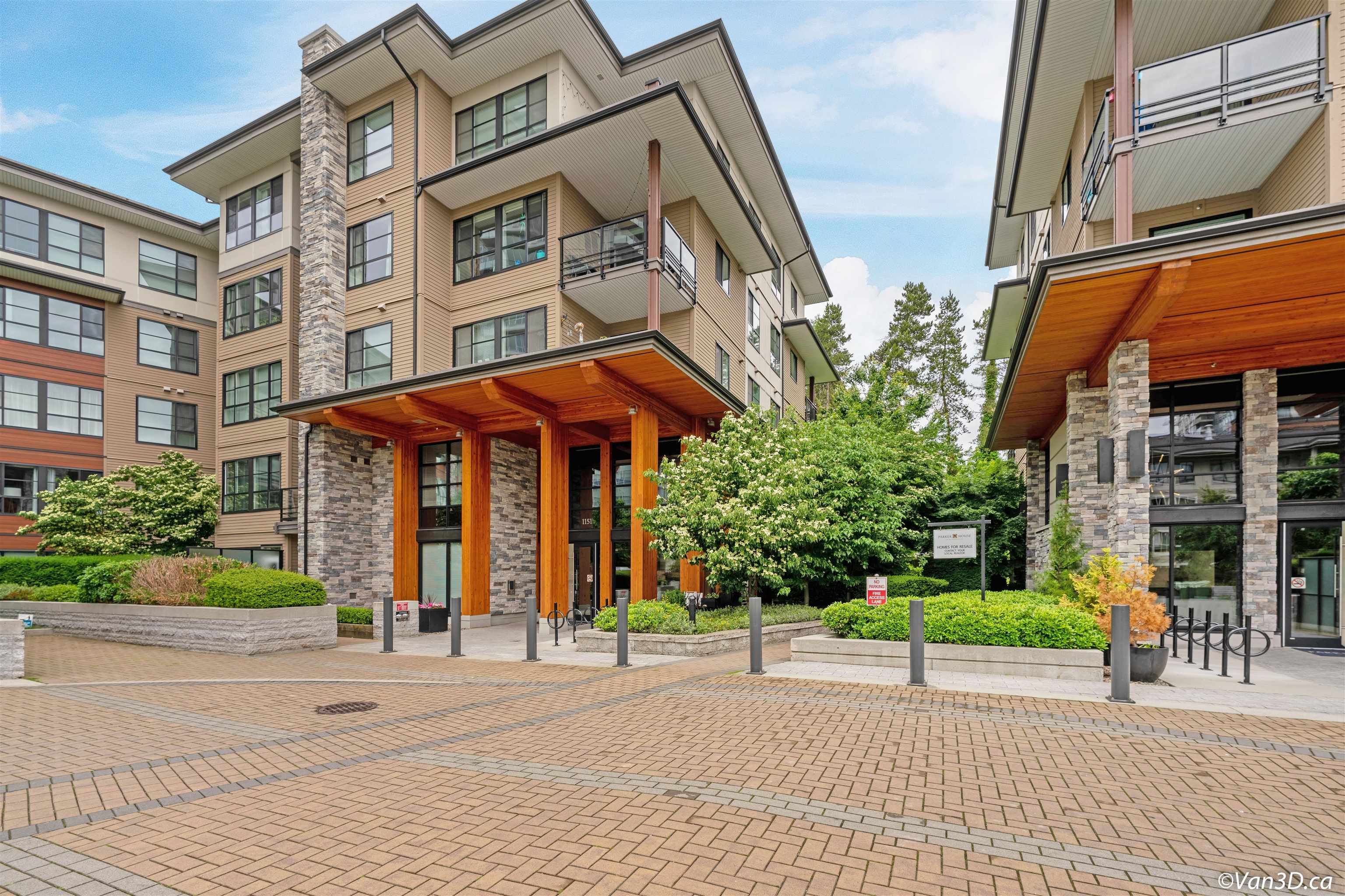 Main Photo: 505 1151 WINDSOR Mews in Coquitlam: New Horizons Condo for sale in "PARKER HOUSE" : MLS®# R2701635