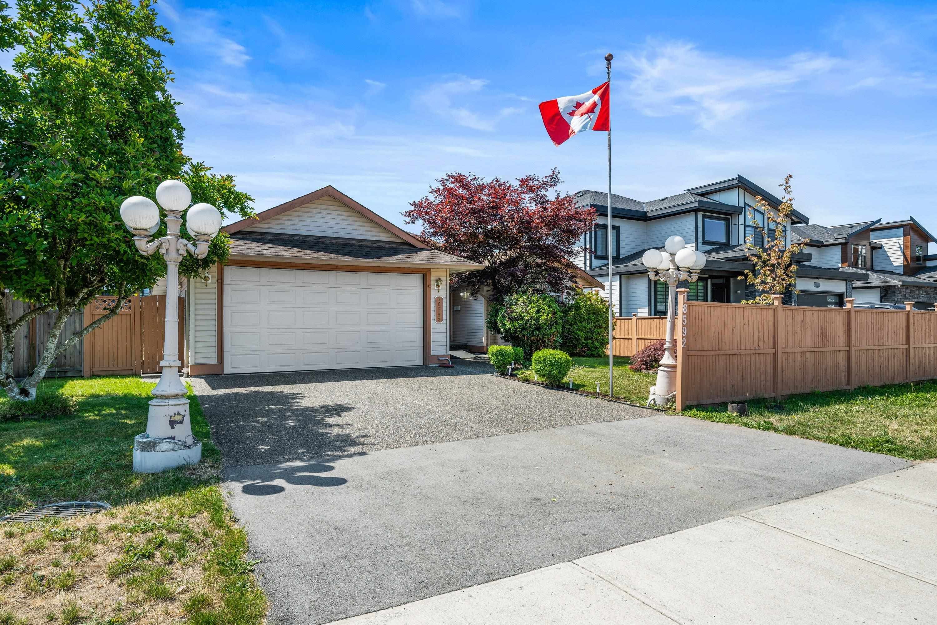 Main Photo: 18592 58 Avenue in Surrey: Cloverdale BC House for sale (Cloverdale)  : MLS®# R2795250