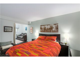 Photo 9: 17 1350 W 6TH Avenue in Vancouver: Fairview VW Townhouse for sale in "PEPPER RIDGE" (Vancouver West)  : MLS®# V1094949