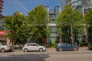 Photo 1: 1285 SEYMOUR Street in Vancouver: Downtown VW Townhouse for sale in "THE ELAN" (Vancouver West)  : MLS®# R2077325