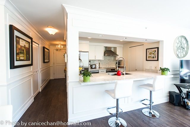 Main Photo: 201 1228 MARINASIDE CRESCENT in Vancouver: Yaletown Condo for sale (Vancouver West)  : MLS®# R2128055