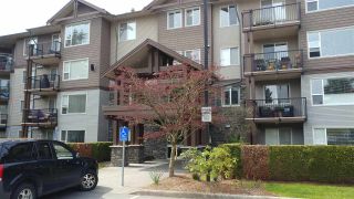 Photo 1: 111 2581 LANGDON Street in Abbotsford: Abbotsford West Condo for sale in "COBBLESTONE" : MLS®# R2258869