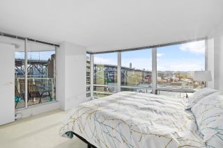 Photo 7: 702 1501 HOWE Street in Vancouver: Yaletown Condo for sale in "888 Beach" (Vancouver West)  : MLS®# R2850055