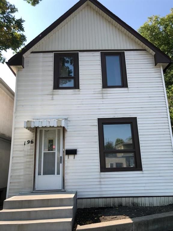 Main Photo: 196 Hespeler Avenue in Winnipeg: Elmwood Residential for sale (3A)  : MLS®# 202121735