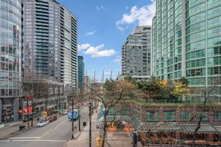 Photo 8: 402 819 HAMILTON Street in Vancouver: Downtown VW Condo for sale (Vancouver West)  : MLS®# R2834183