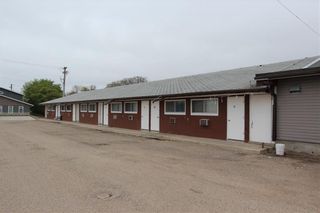 Photo 2: 534 Broadway Avenue in Killarney: Industrial / Commercial / Investment for sale (R34 - Turtle Mountain)  : MLS®# 202214749