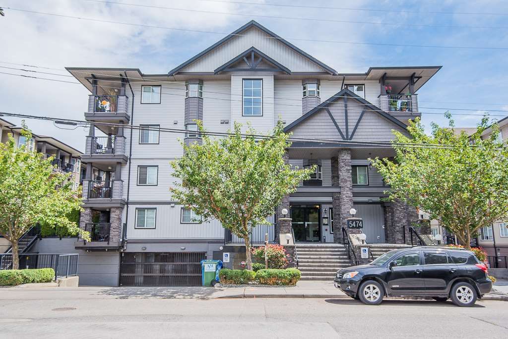 Main Photo: 210 5474 198 Street in Langley: Langley City Condo for sale in "Southbrook" : MLS®# R2285967
