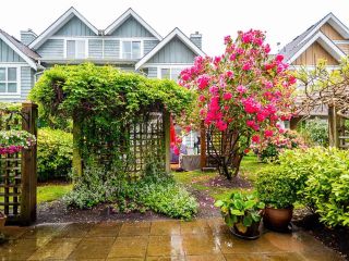Photo 23: 18 2688 MOUNTAIN Highway in North Vancouver: Westlynn Townhouse for sale in "Craftsman Estates" : MLS®# R2699620